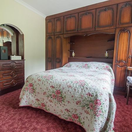 Oaklands Bed And Breakfast Letterkenny Exterior foto